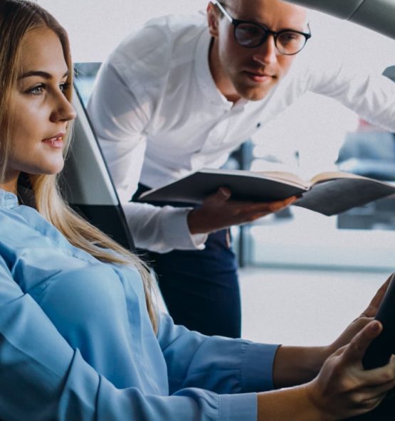 hero_bg_12_3 555x592